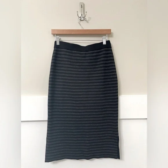 Eileen Fisher Fine Merino Double-knit Black & Gray Stripe Knee Skirt Size XS - Picture 3 of 7